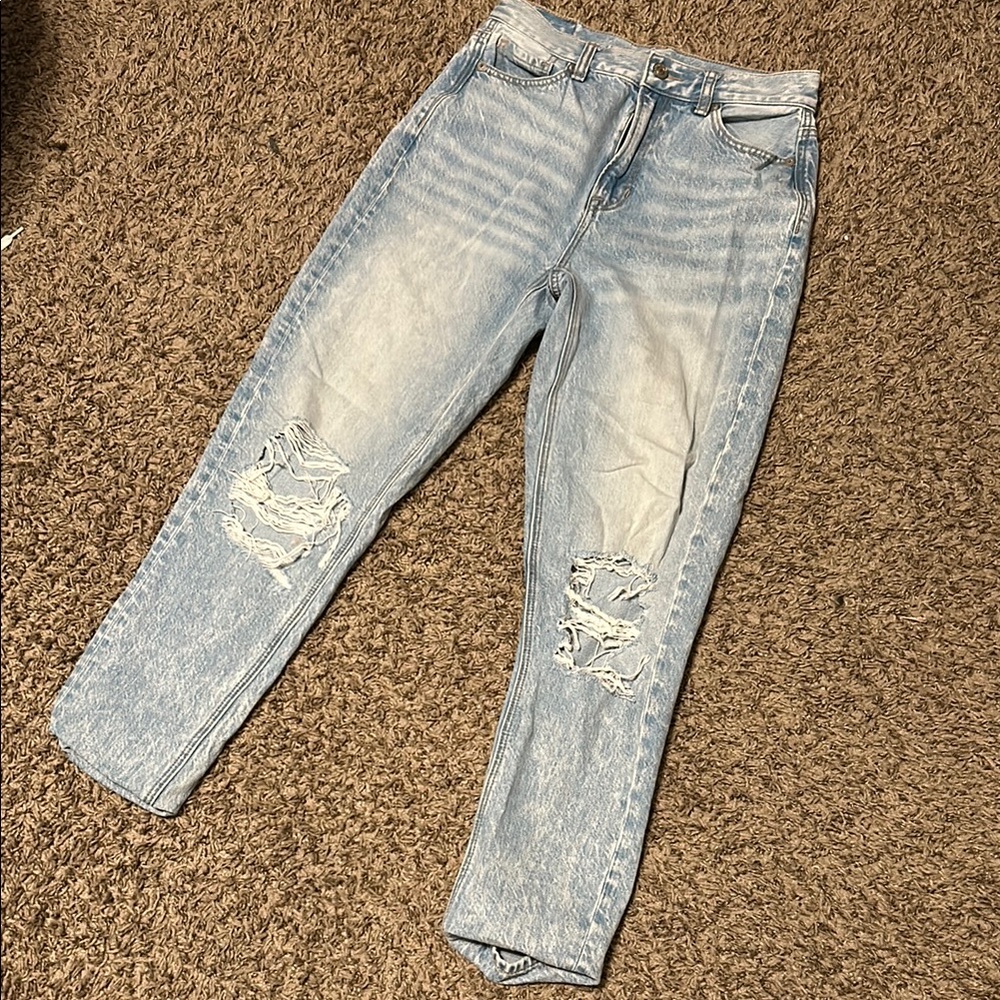 American Eagle Light Blue Distressed Women's Jeans